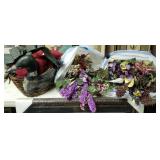 Lot of duck wicker basket with towels and 2 bags