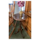 Tri leg stand & topiary decor