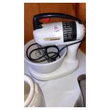 Dormeyer electric mixer