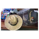 Straw gardening hat & felt hat in plastic hat box