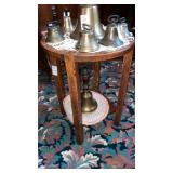 Mission style oak round stand no contents