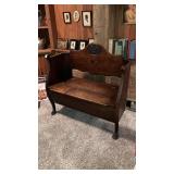 Antique Oak paw foot seat with storage