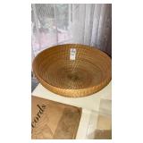 Woven grass basket bowl 11-1/2"diam
