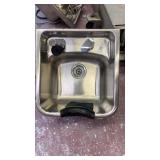 Cosmetology sink   1 1/2ft x 1 1/2ft