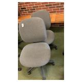 2 rolling desk chairs