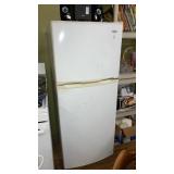 Whirlpool refrigerator--needs cleaned