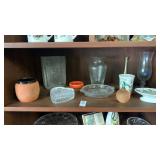 Assorted lot of mini glass and pottery