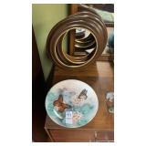 Lot of 3 collector plates with frames