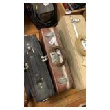 Lot of 3 suitcases