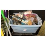 Tub of truck ball hitches wiring asst