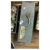 Metal toolbox
