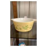 Pyrex Shenandoah casserole dish