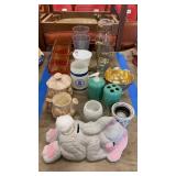 Table lot glassware, bunny bank, asst