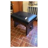 Small trestle bench seat