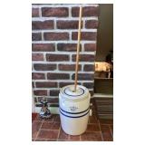No 3 crown crock butter churn w/lid & dash