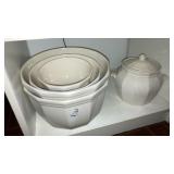 Pfaltzgraff mixing bowl set & cookie jar Heritage