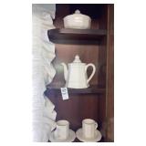 Pfaltzgraff Heritage7pcs teapot,cups saucers,sugar
