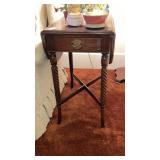 Pair of drop leaf side tables w/drawer