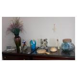 Vases, figurines, thermometer lot-  goods on top