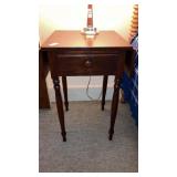 Antique Drop leaf 1-drawer stand hand-dovetailed