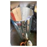 Glass mirror planter Stand, 3 ceramics