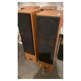 2 pioneer 4 way speaker system