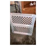 Pet/child gate like new