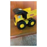 Tonka small dump truck
