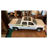 ETRL John Deere Chevy pick up toy