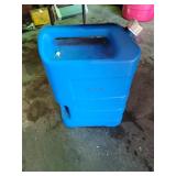 6 gallon igloo container