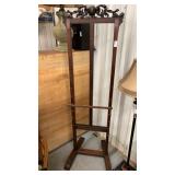 Wooden Easel 72