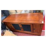 Oak entertainment 50 inches x 18 inches 28 inches