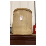 4 gallon crock Unmarked, unsigned