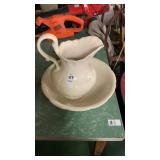 Vintage wash basin and pitcher