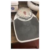 Taylor professional bathroom scale