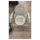 Handicap potty chair