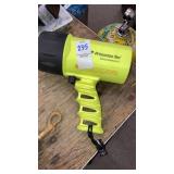 Princeton tec shockwave II diving light