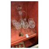Wine carafe with 6 glasses, 2 mini bottles