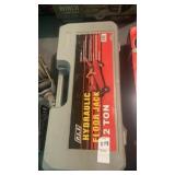 2 ton floor jack in case