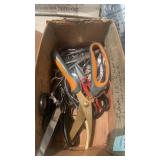 Box lot of scissors