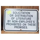 No solitcition metal sign