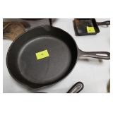 New 10 1/2 cast iron skillet
