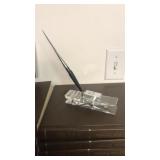 Clothespin pen holder