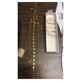 Assorted pieces of jewelry