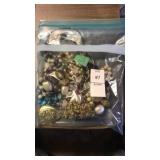 Assorted pieces of jewelry