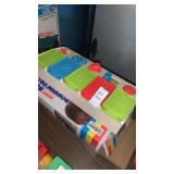 Disney busy poppin pals