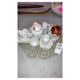 Miniature china set, mini copper England cup,