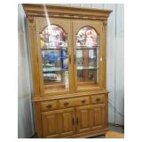 Sumter Cabinet Co. Beautiful oak china cabinet