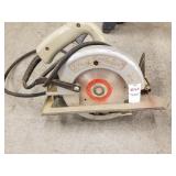 Black & Decker 6 1/2" saw