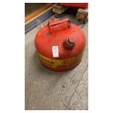 Eagle 2 1/2 gal steel gas can
